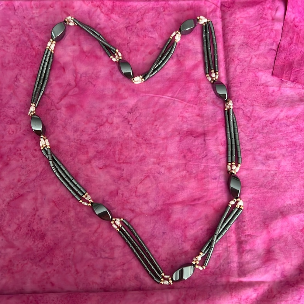 Hematite and Freshwater Pearl Necklace